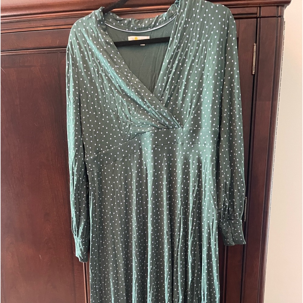 Boden Midi Dress. Green with light blue dots. Size 12. Excellent Conditi…